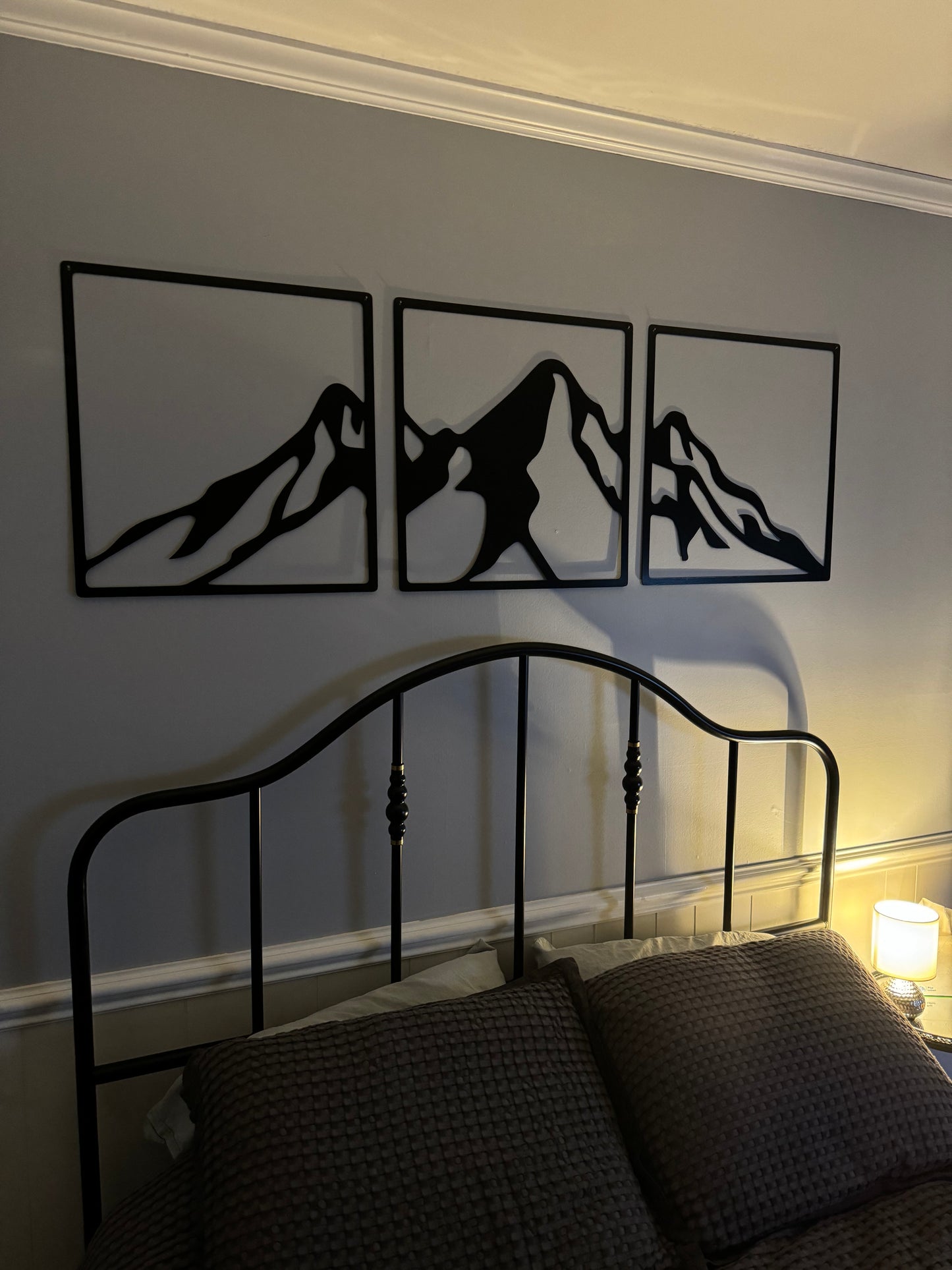 Three Piece Mountain Decoration